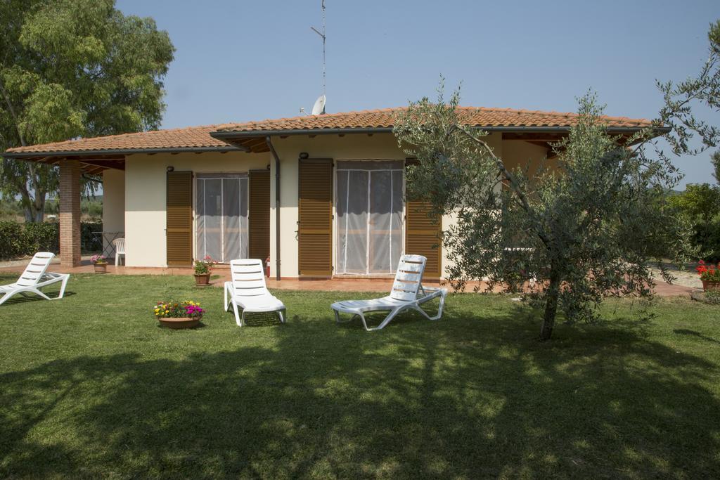 Agriturismo Sant'Orsola Фоллоніка Номер фото